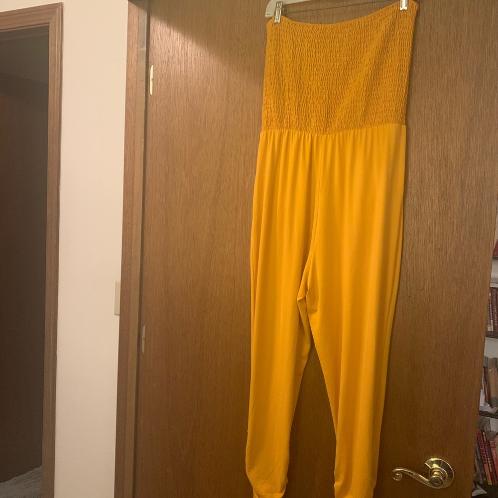 Jumpsuit is halter top